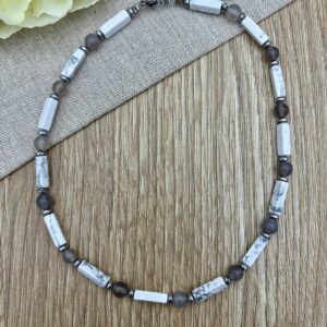 Κολιε με πετρες