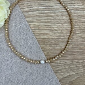 Κολιε με κρυσταλλα και μαργαριταρι